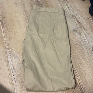 Men’s Tailored Gap Khakis Slim Fit Size 34x36